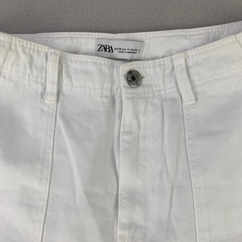 Zara Cargo Pants Women 4 White Straight Leg Utility Pockets High Rise Loose Fit